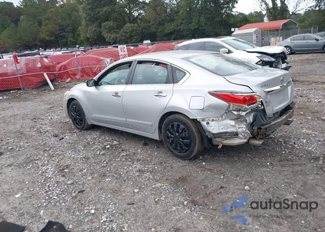 2015 Nissan Altima 2.5 S z USA, uszkodzony, nr VIN 1N4AL3AP3FC453339